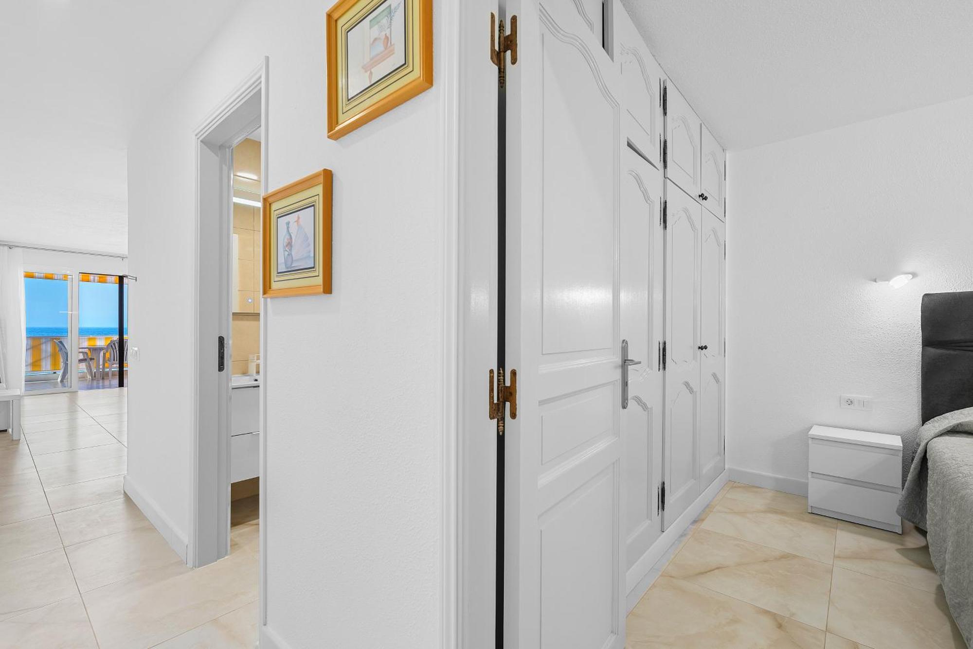 Neptuno Ocean View, Beach Line With Pool Пуерто де Сантяго Екстериор снимка